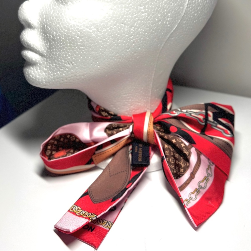 Louis Vuitton Red and Pink Scarf